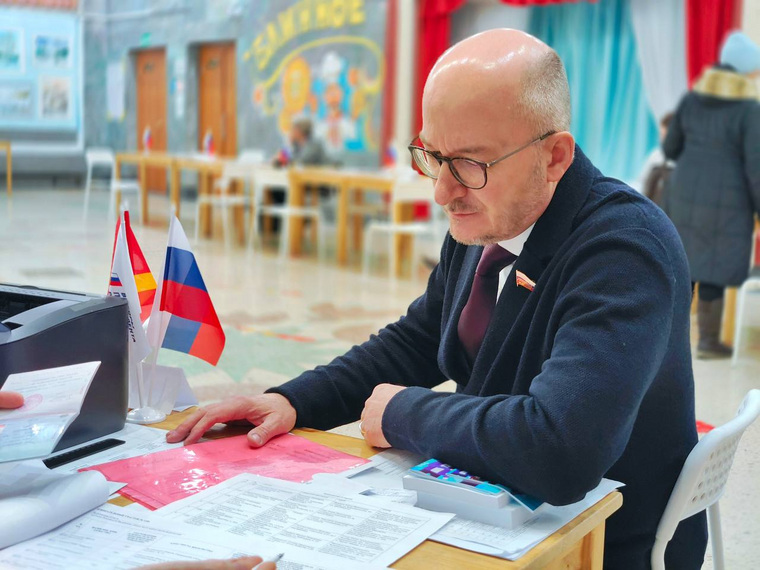 Олег Цепкин голосовал в Сатке