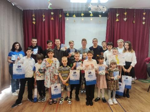 Сотрудники Хабаровских электрических сетей рассказали детям о правилах электробезопасности