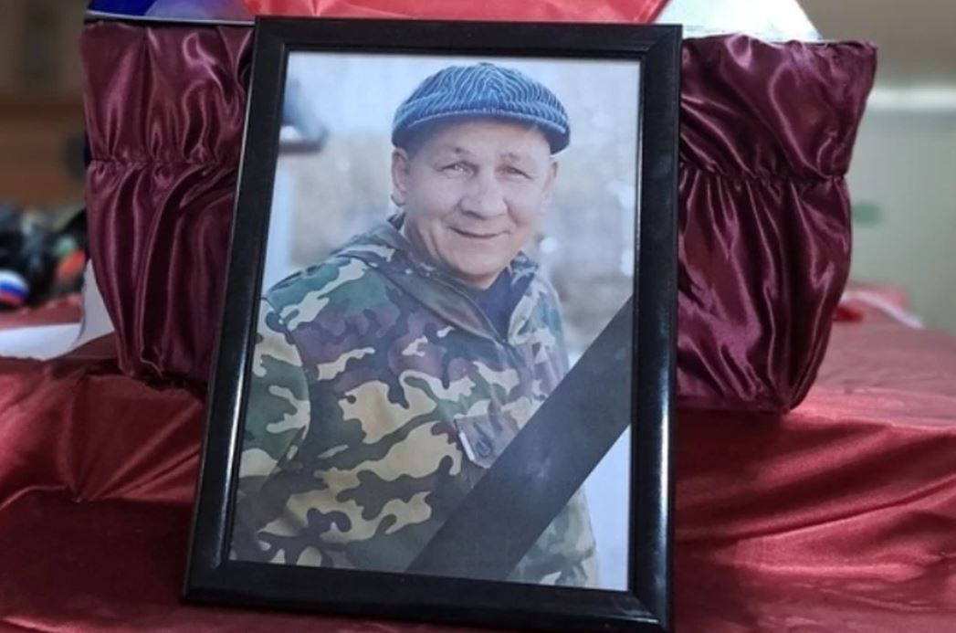 В Оханске простились с 53-летним мастером, который погиб на СВО