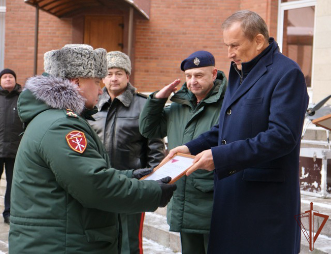 Новые автомобили и комплексы мониторинга подразделениям Северо-Западного округа Росгвардии передал губернатор Ленинградской области (видео)