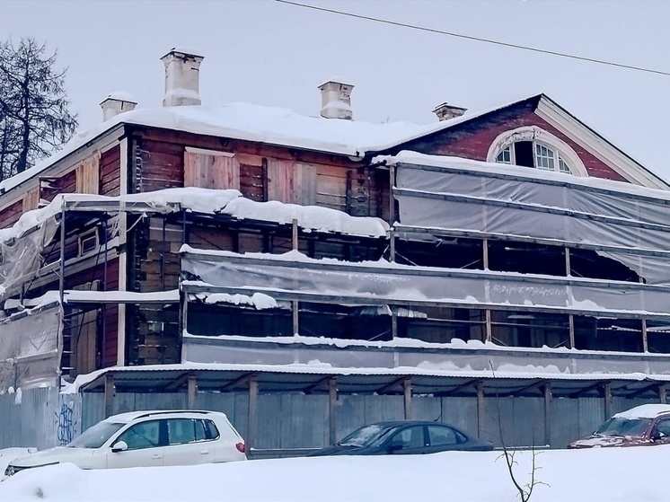 Объект культурного наследия в Петрозаводске стал похож на «заброшку»