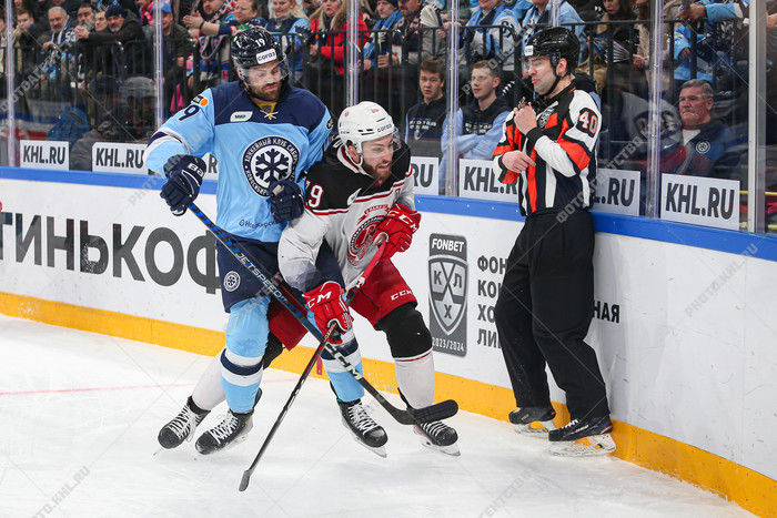 Сибирь арена. Великобритания казахстан хоккей прямая трансляция. Хемагон. Купол арена раст. Фото хемагон сибирь 2024.