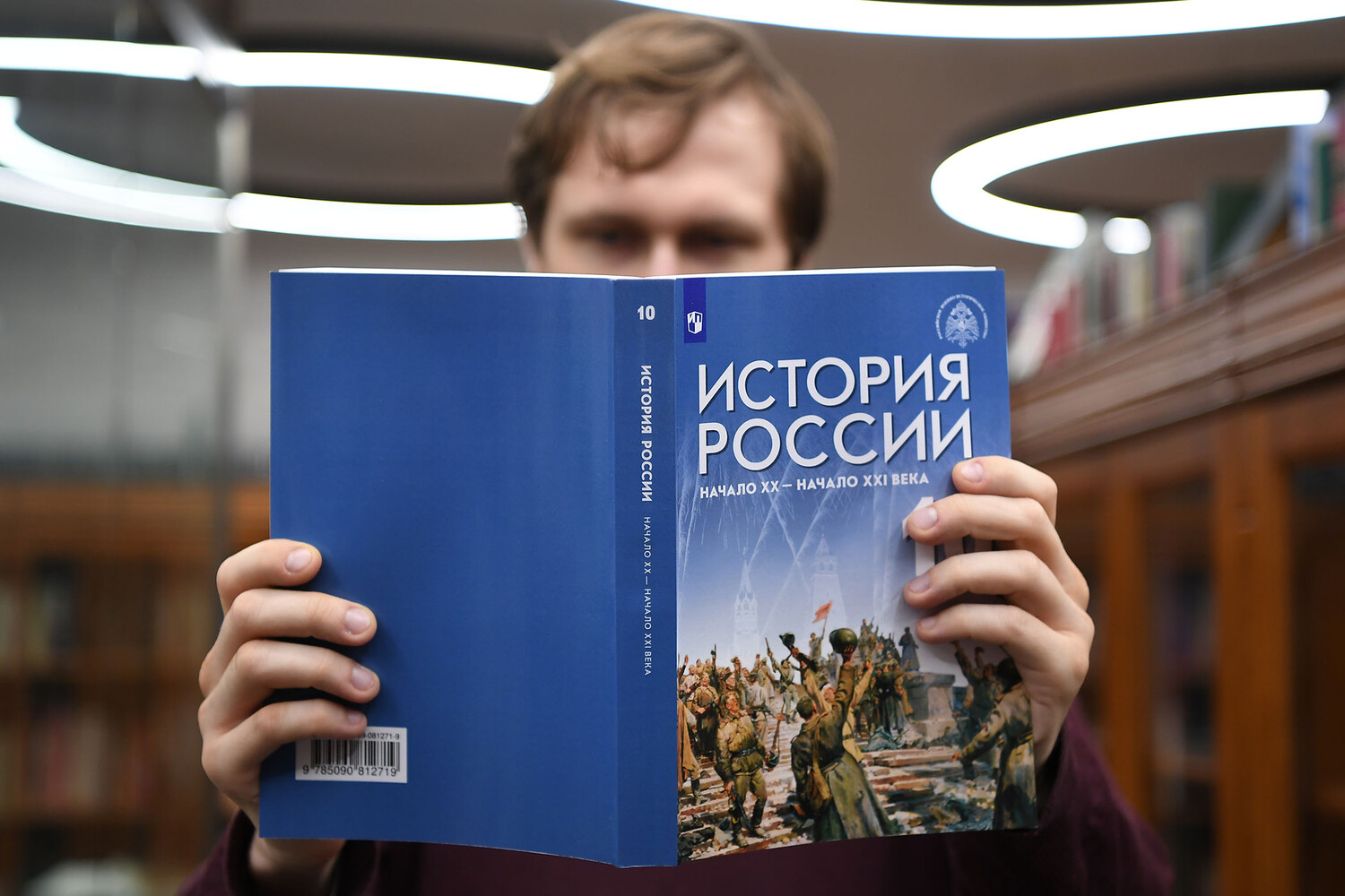 Мединский рассказал, когда будут готовы новые школьные учебники истории ...