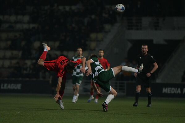 В решающей игре встретились сухумский "Нарт" и кутолская "Бзана. - Sputnik Абхазия