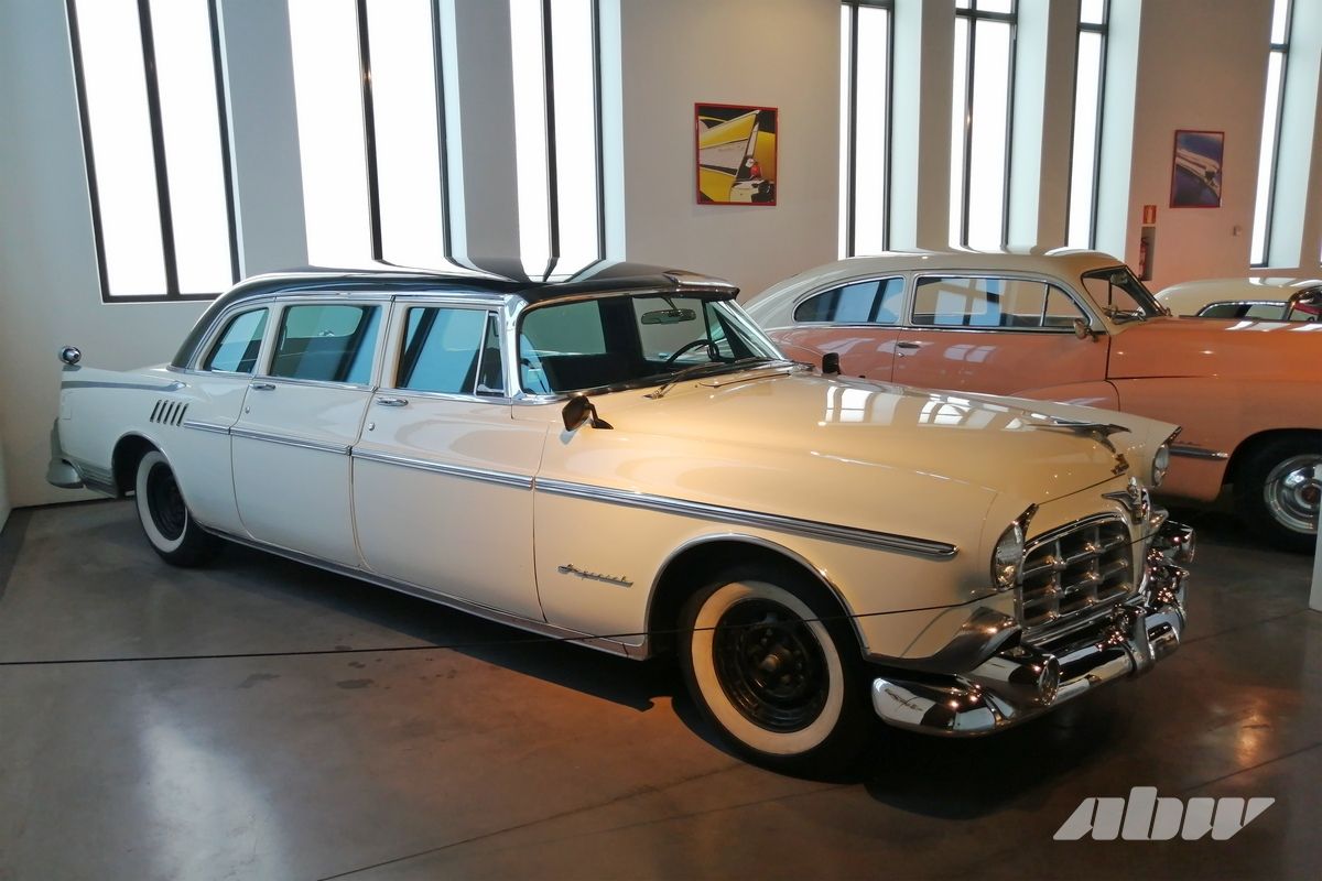 Стиль, мода и ретроавтомобили музея в испанской Малаге: часть вторая