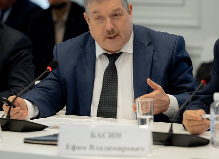 Минстрой 29.10.25 (111)_resized.jpg