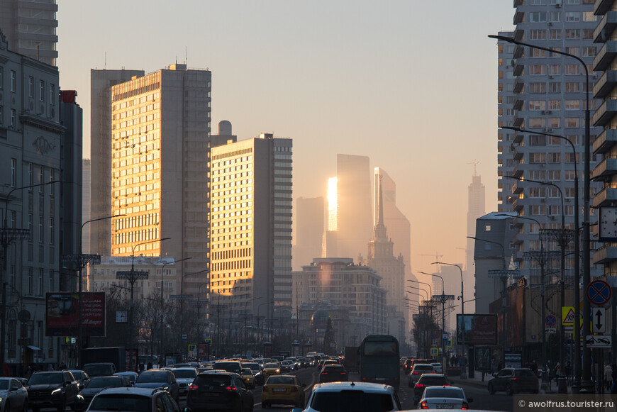 Новогодняя снежная Москва