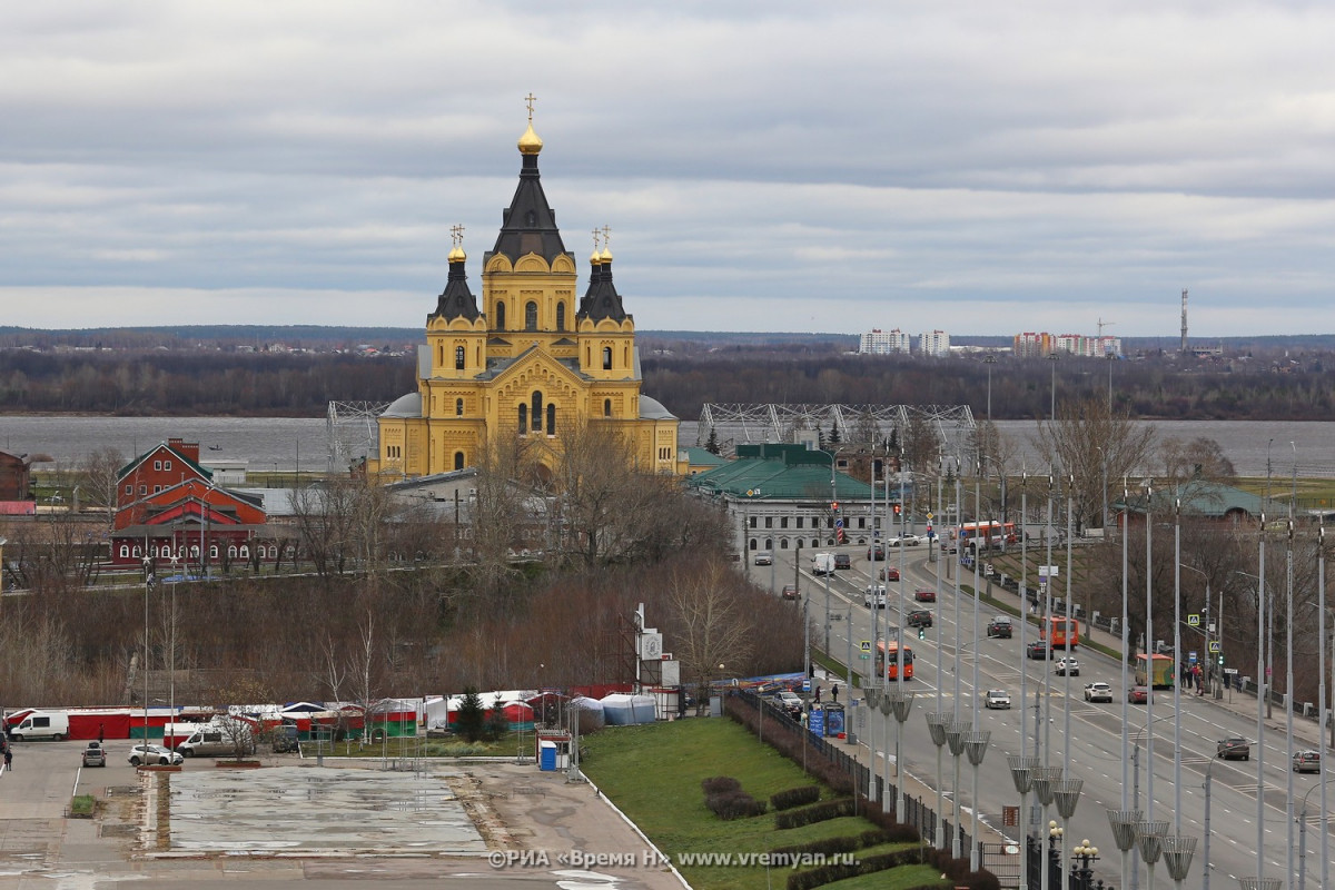 Новгород 22. Невский собор Нижний Новгород в тумане фото. Нижний Новгород фото с воздуха.