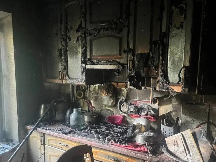 На Калужской в Калининграде из-за пожара в квартире эвакуировался целый дом