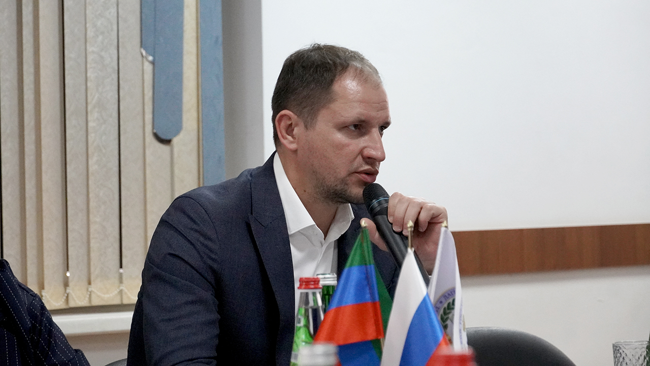 В Махачкале обсудили разрабатываемую НОПРИЗ Генеральную схему расселения и градостроительного развития Российской Федерации