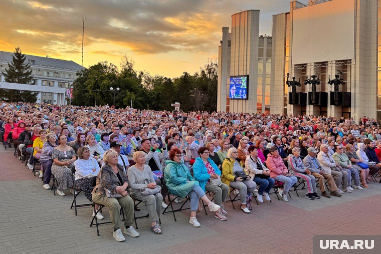 Горожане и гости города устроили аншлаг на выступлении хора имени Пятницкого