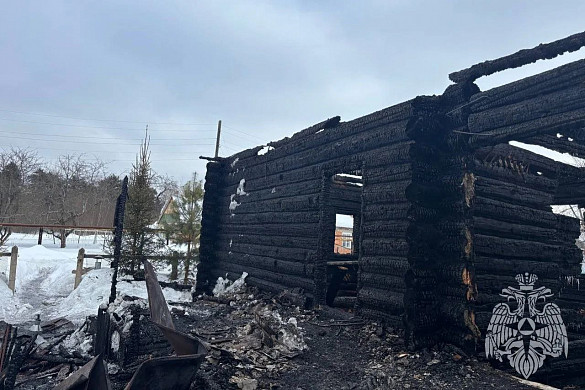 В Вичугском районе на площади более 100 «квадратов» сгорел частный дом