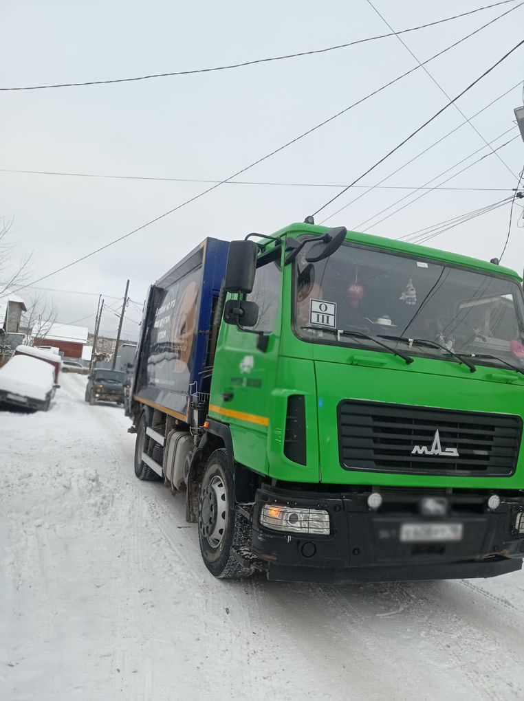 Водитель грузовика сбил пешехода и скрылся с места ДТП в Ижевске