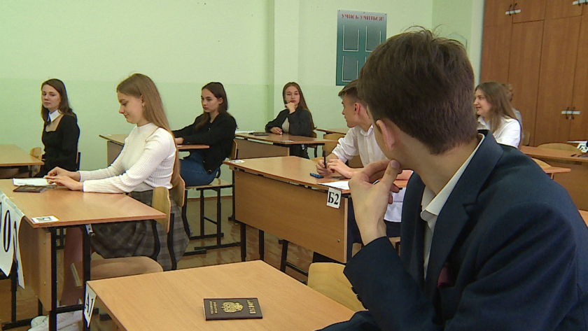 Обязательно ли сдавать егэ. Когда можно поменять егэ. Вопросы по госдуме на егэ. Какие предметы чаще всего сдают на егэ. График экзаменов егэ.