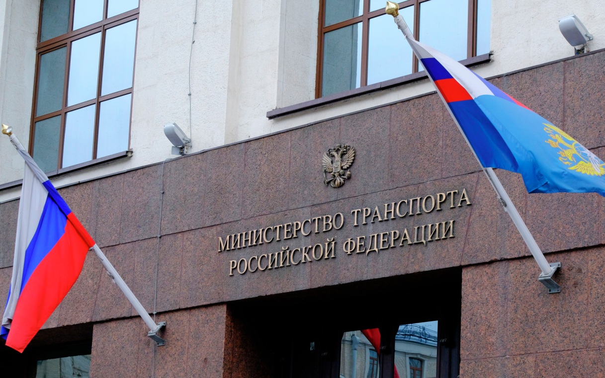 Минтранс: безэкипажные катера Украины атаковали судно РФ в Средиземном море