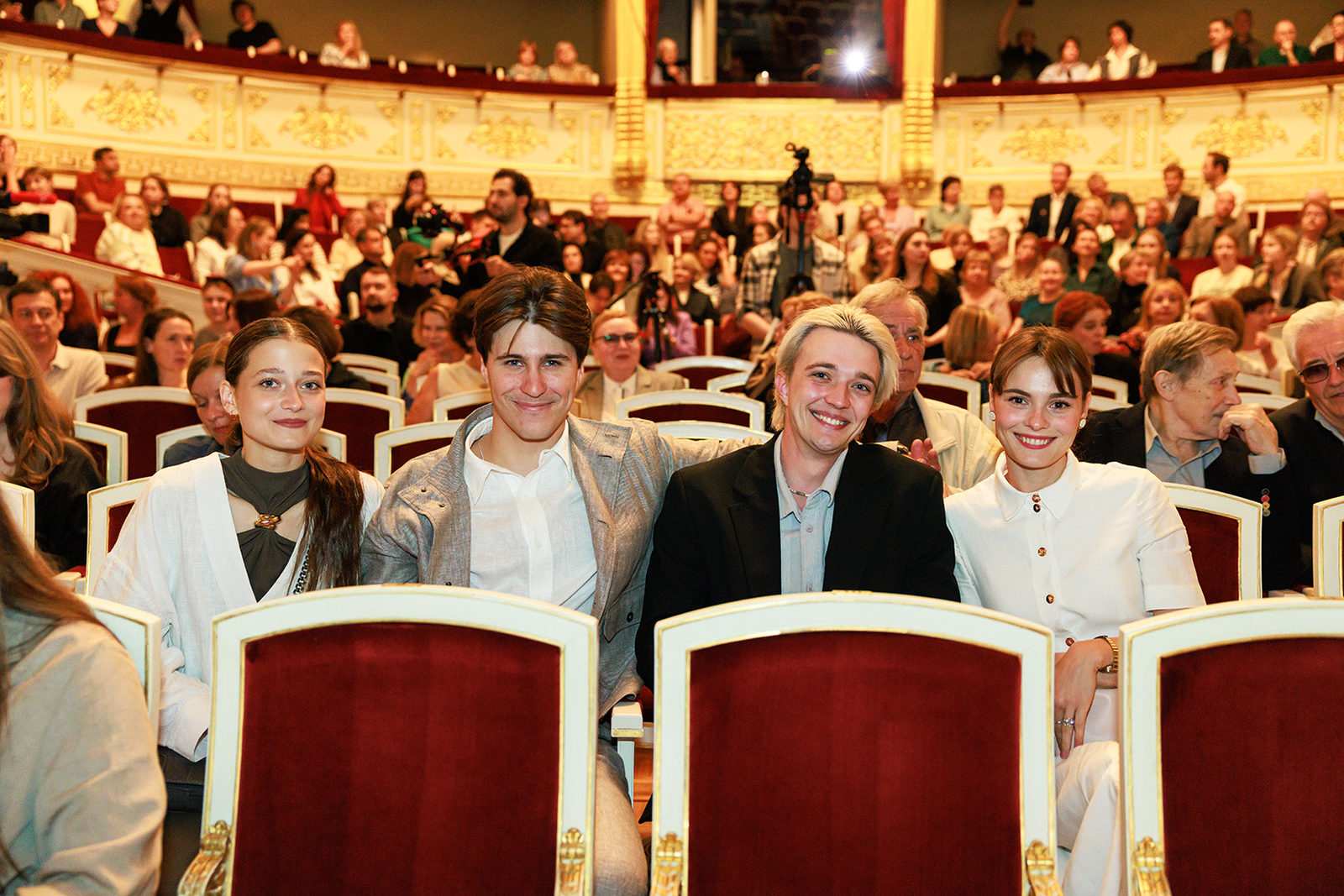 Алла Юганова, Ангелина Стречина и Денис Косиков приняты в труппу Малого театра