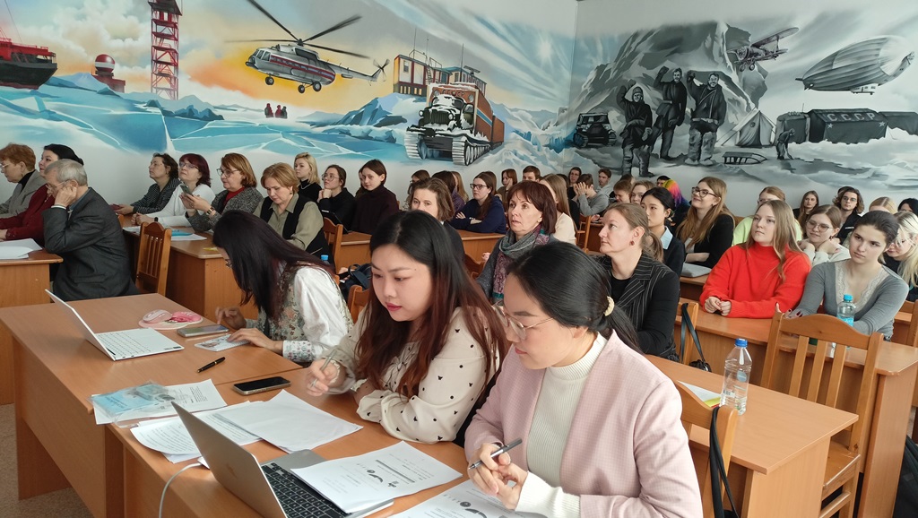 В САФУ прошел российско-китайский интеллектуальный марафон «Арктическая лингвокультурология»