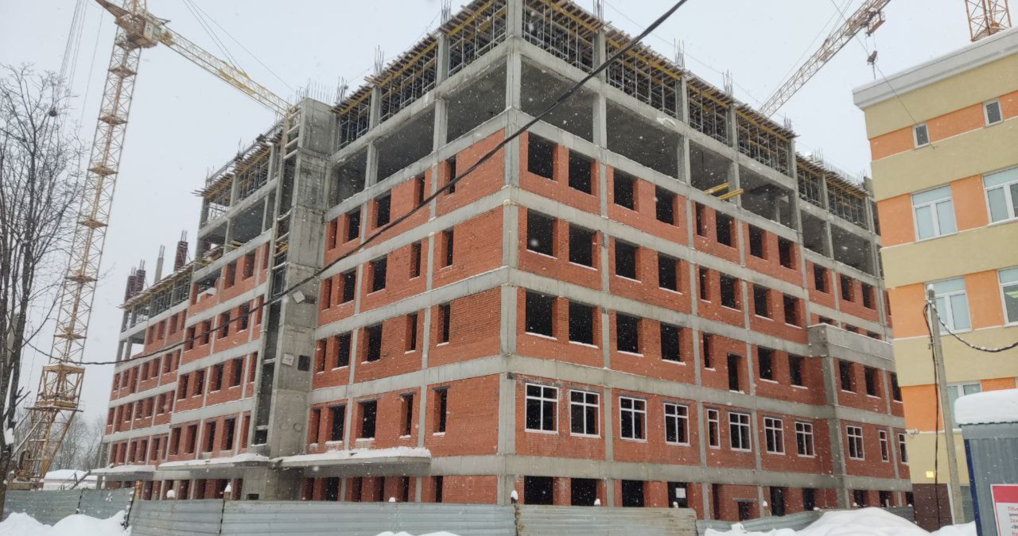 Онкоцентр в Саранске строят с опережением графика 