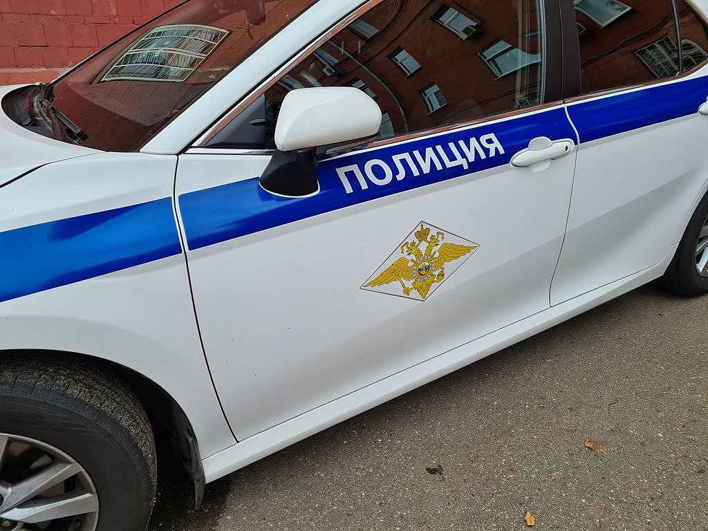 Сотрудники уголовного розыска Обручевского района столицы задержали двоих мужчин по подозрению в мошенничестве с инсценировкой дорожно-транспортного происшествия