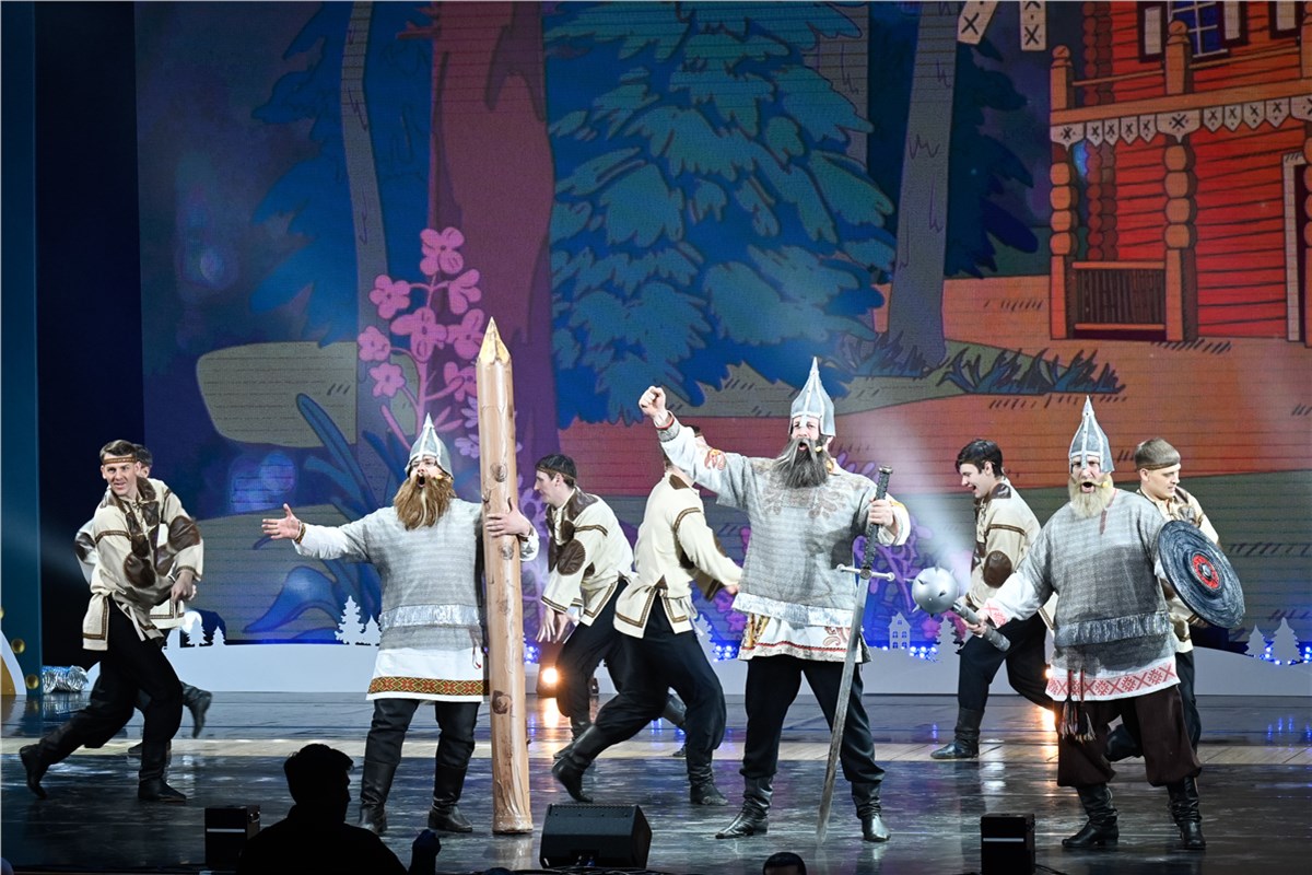 Губернаторская елка 2023 белгород. Губернаторская елка 2023 красноярск какого числа. Губернаторская елка 2022. Губернаторская новогодняя елка. Елка представление.