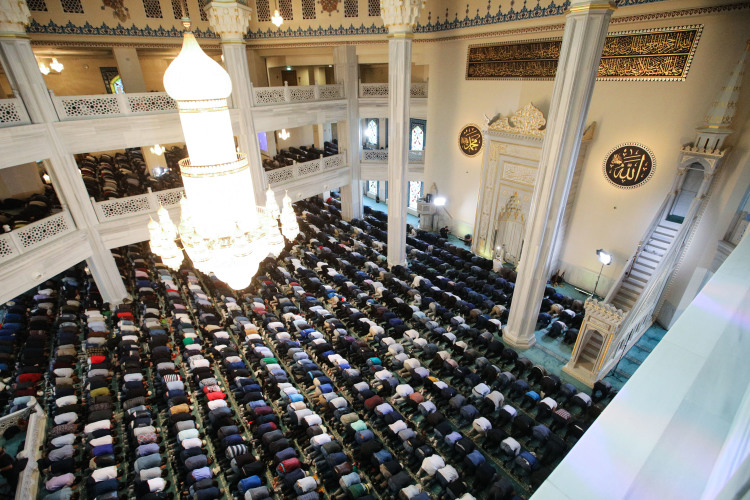 «Порядка 1-1,5 миллиона мусульман проживает в Москве и Московской области»