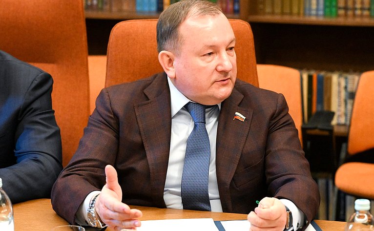Михаил Борщев