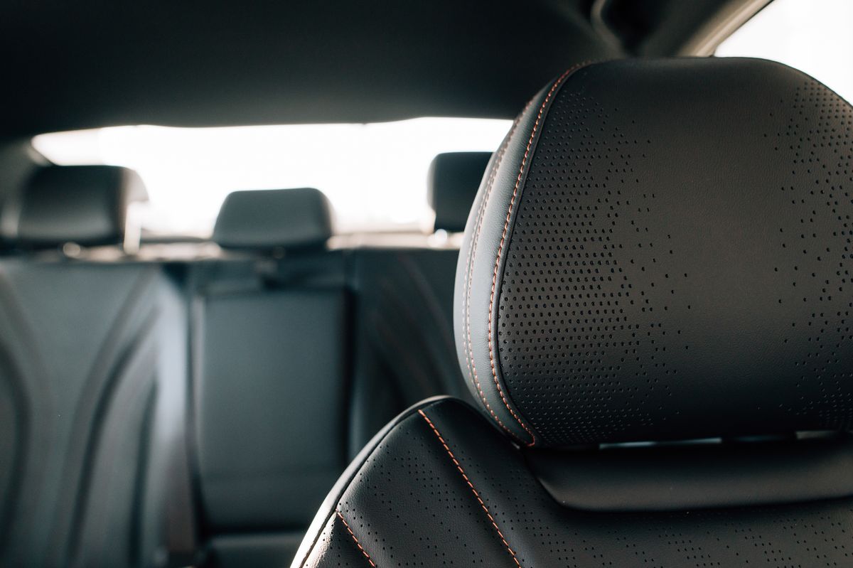 Премиальный седан с большой выгодой на Камайской, 3!