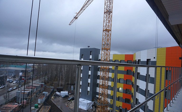 Екатерина Грибкова оценила ход строительства объектов здравоохранения в Сыктывкаре