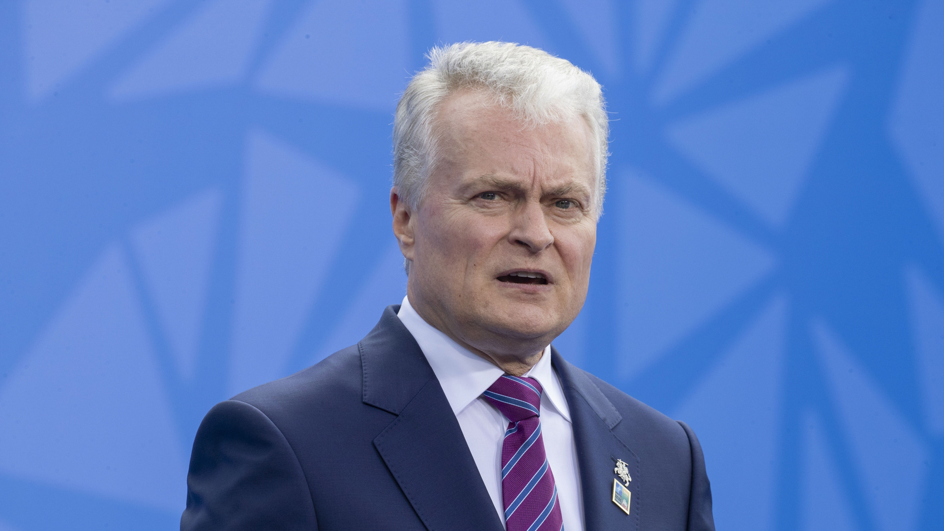 Президент Литвы Науседа принял отставку правительства