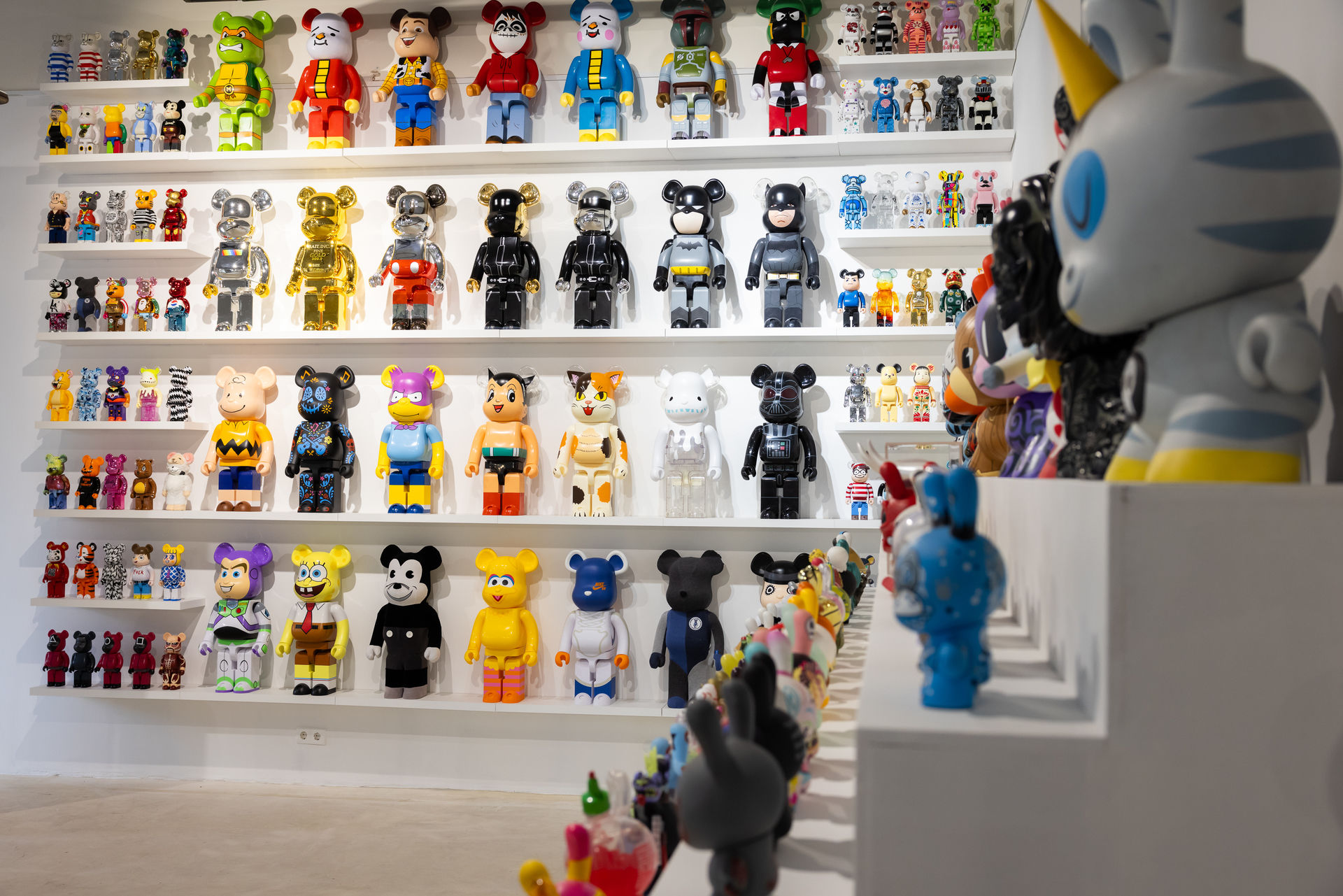 В ДК Кристалл открылась выставка Super Toys