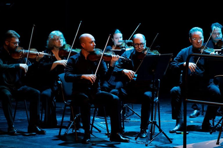 В Твери состоялся спектакль-концерт с участием артиста Игоря Костолевского и дирижера Юрия Башмета