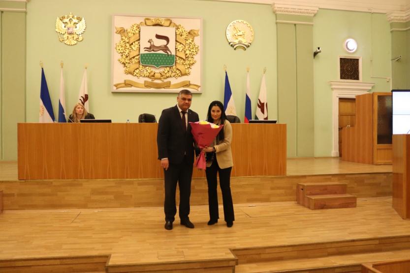 Мэрия ответила. Администрация г уфа. Мэрия ответила. Администрация курган 2022 фото. Брусчатка для пешеходной зоне.