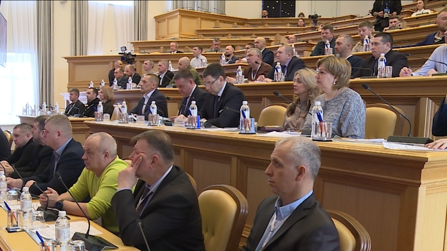 Герои Югры собрались в окружной думе для профпереподготовки