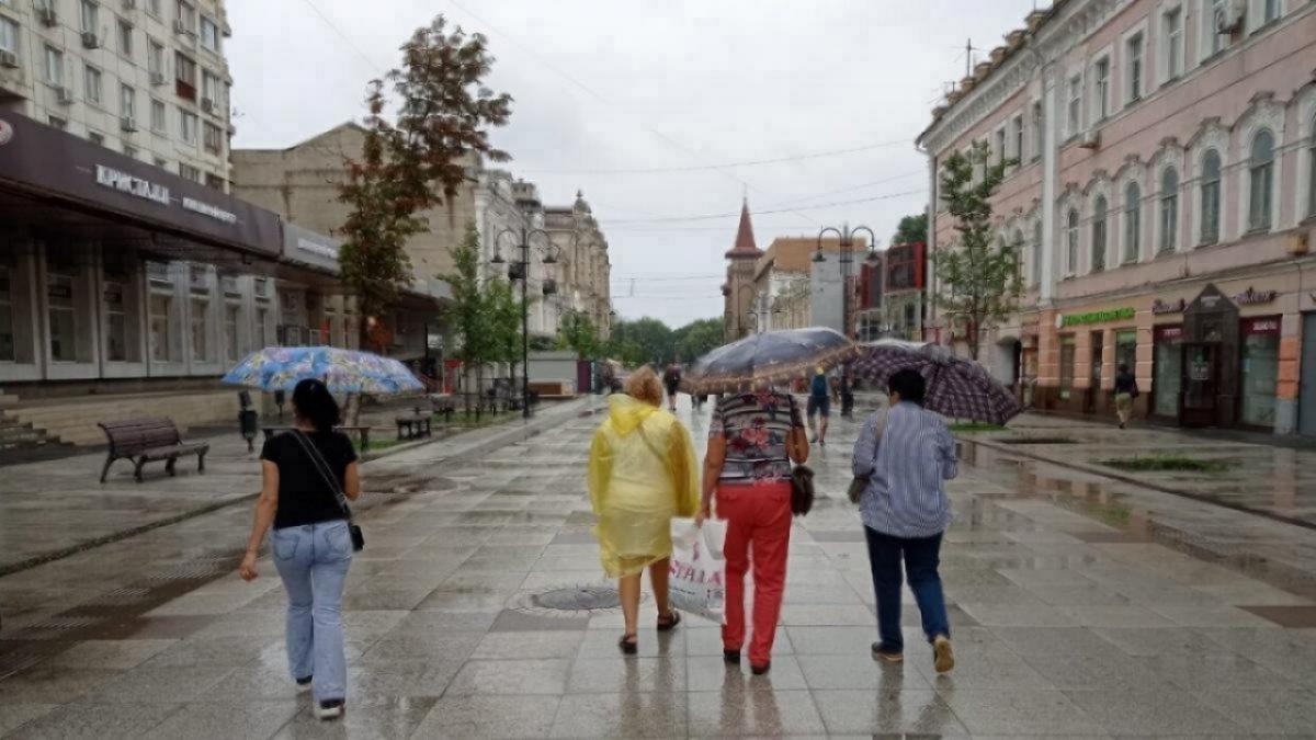 Дожди на смену жаре: саратовцев ждет похолодание с воскресенья