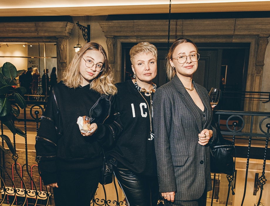 Мольер от Салимзянова, музыка от Гусева, «мяу» от Дариной и анонсы от Диамантэ