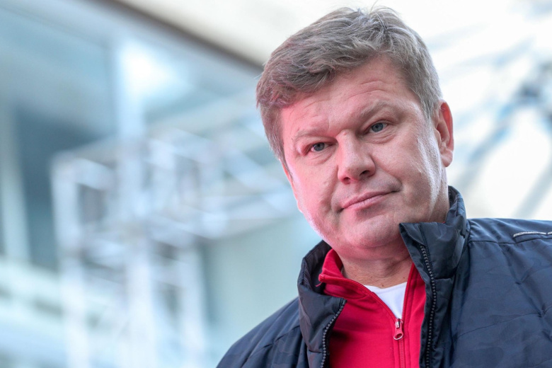 Губерниев ответил разрешившему пить алкоголь футболистам Карпину