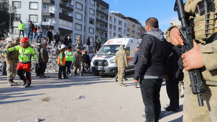 Количество жертв землетрясения в Турции выросло. Эрдоган назвал новые цифры трагедии