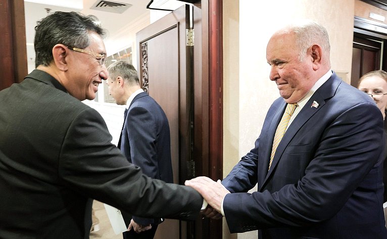 В рамках визита в Республику Индонезия делегация Совета Федерации провела ряд встреч