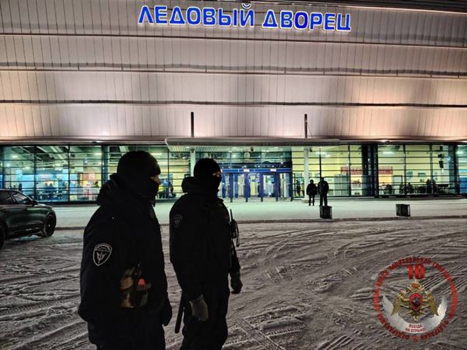  В Череповце сотрудники Росгвардии обеспечили безопасность хоккейного матча «Северсталь» - «СКА»
