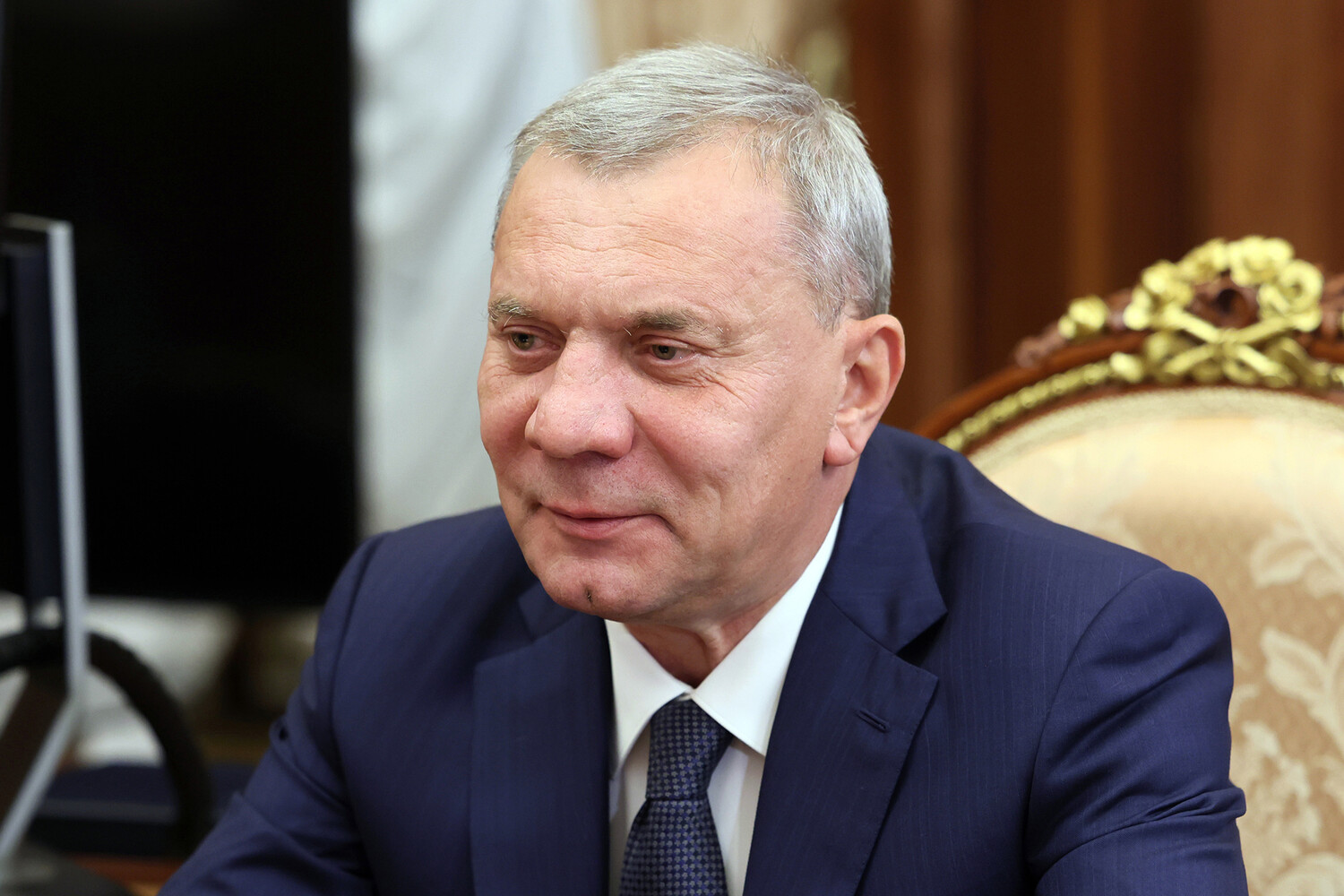 В «Роскосмосе» хотят увеличить производство спутников | Hi-Tech ...