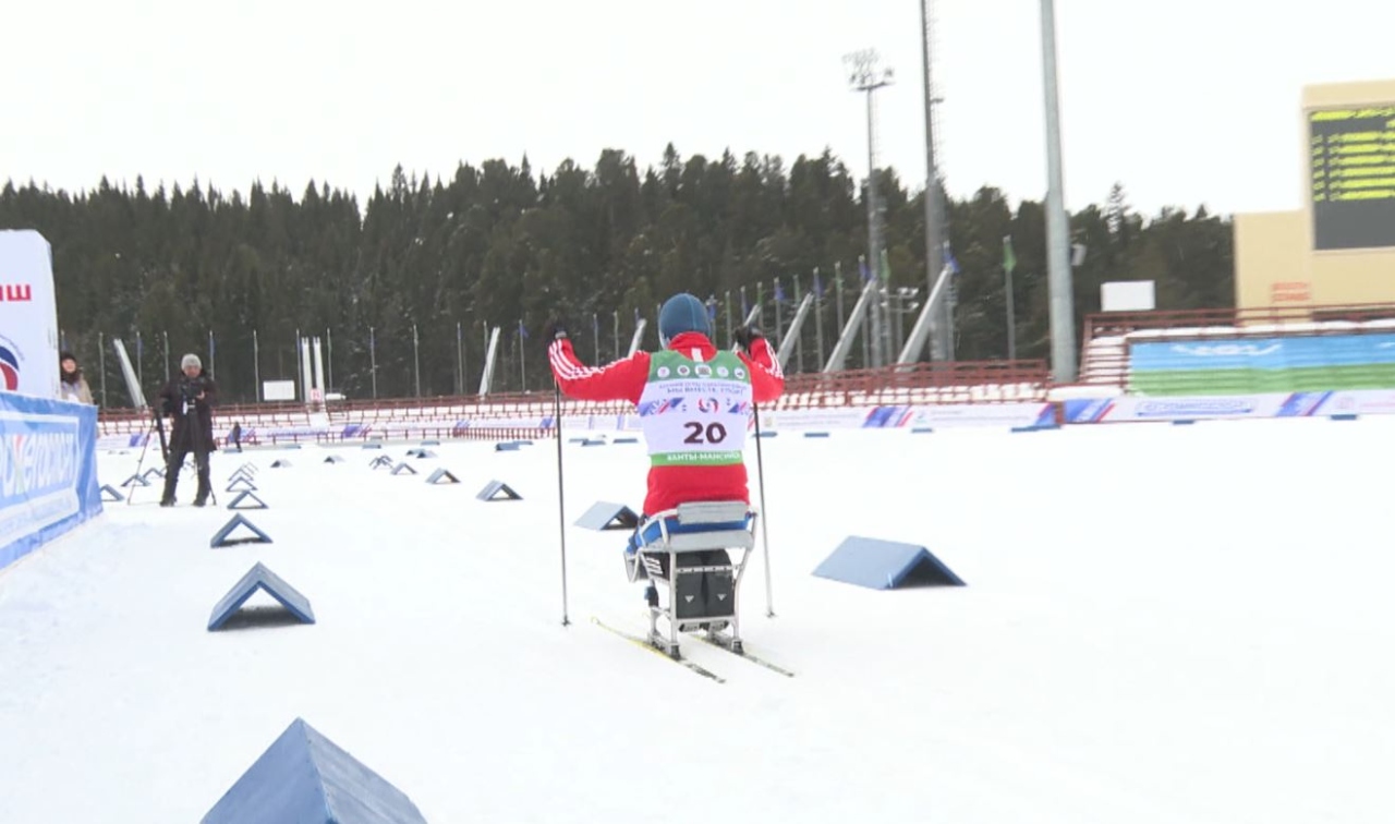 Паралимпийские игры «Мы вместе. Спорт» в Югре открылись лыжными гонками и следж-хоккеем
