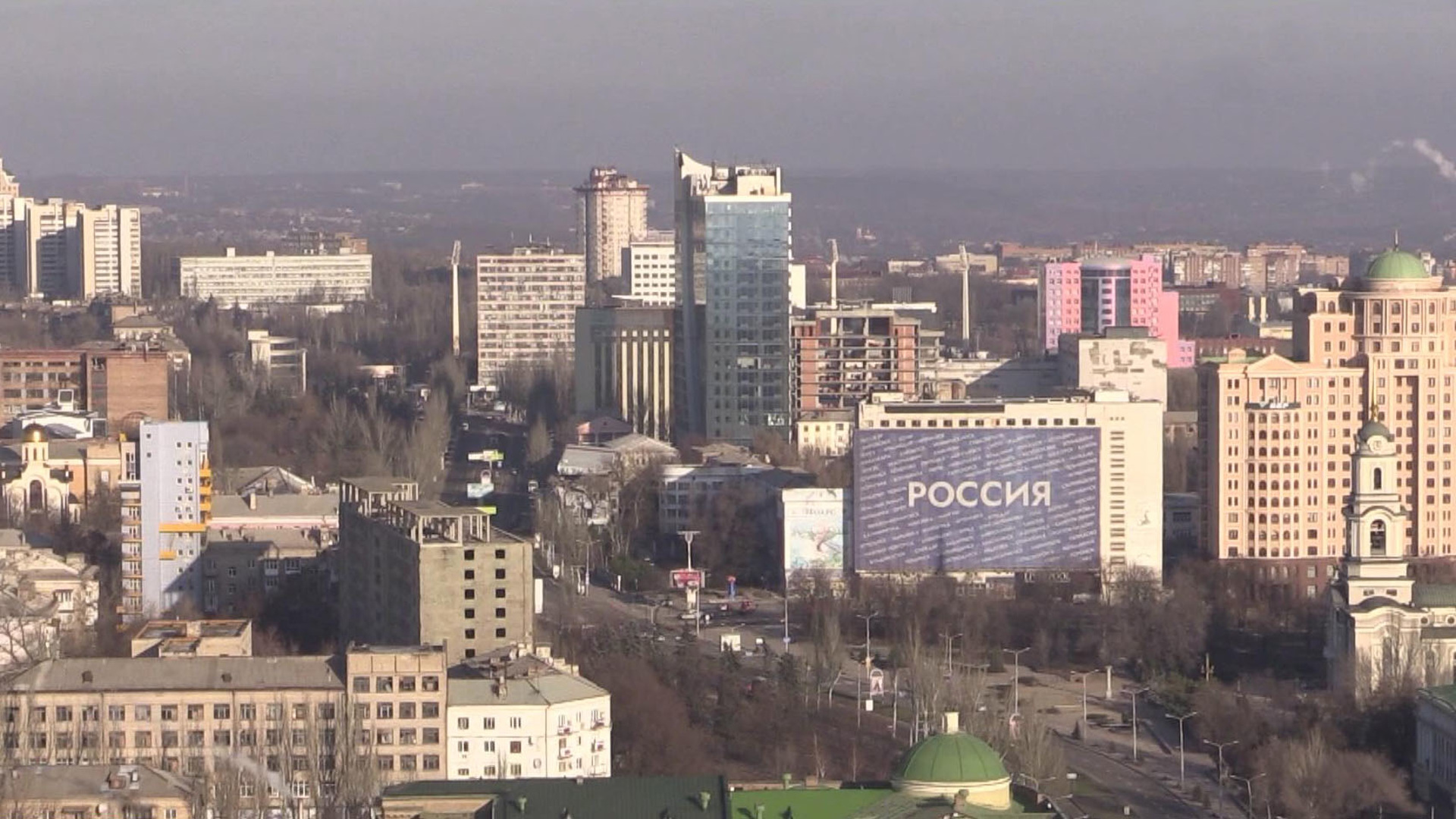 Стаханова 20 донецк. Донецк 2024 видео. Обстрел в районе площади ленина в донецке. Донецк центр города 2022. Донецк 2024 видео.