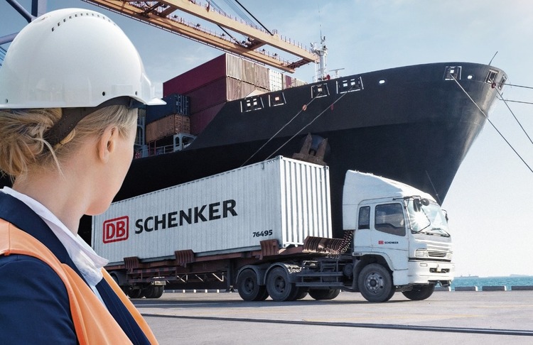 На DB Schenker засмотрелись глобальные судоходные гиганты