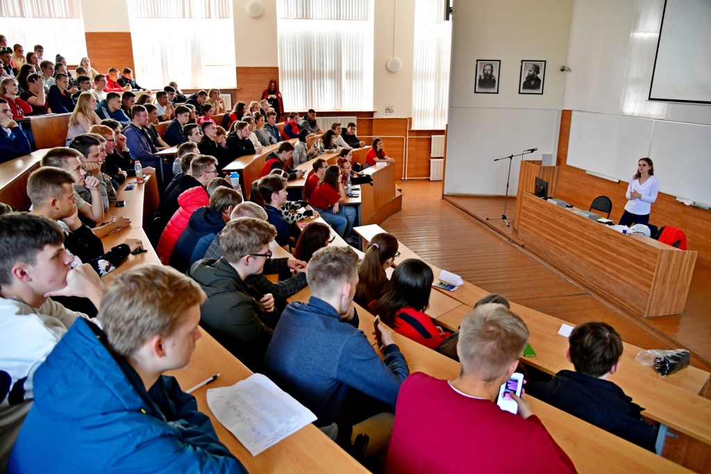 Ярославль институты. Студенты Ярославля. Вузы Ярославля. Высшее образование в Ярославле