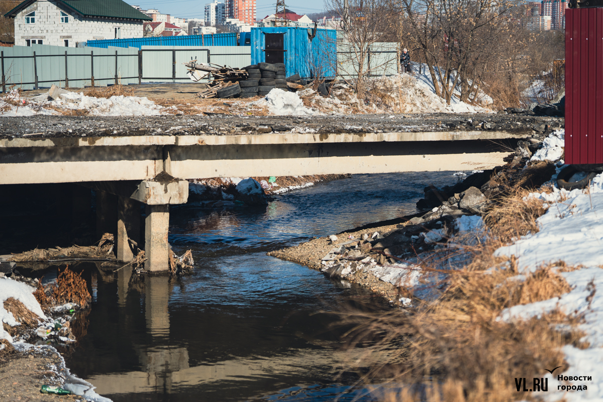 Клепаный мост. Фрагмент моста. Бетонный мост. Первый железнодорожный мост через обь в новосибирске. Малый устьинский мост.