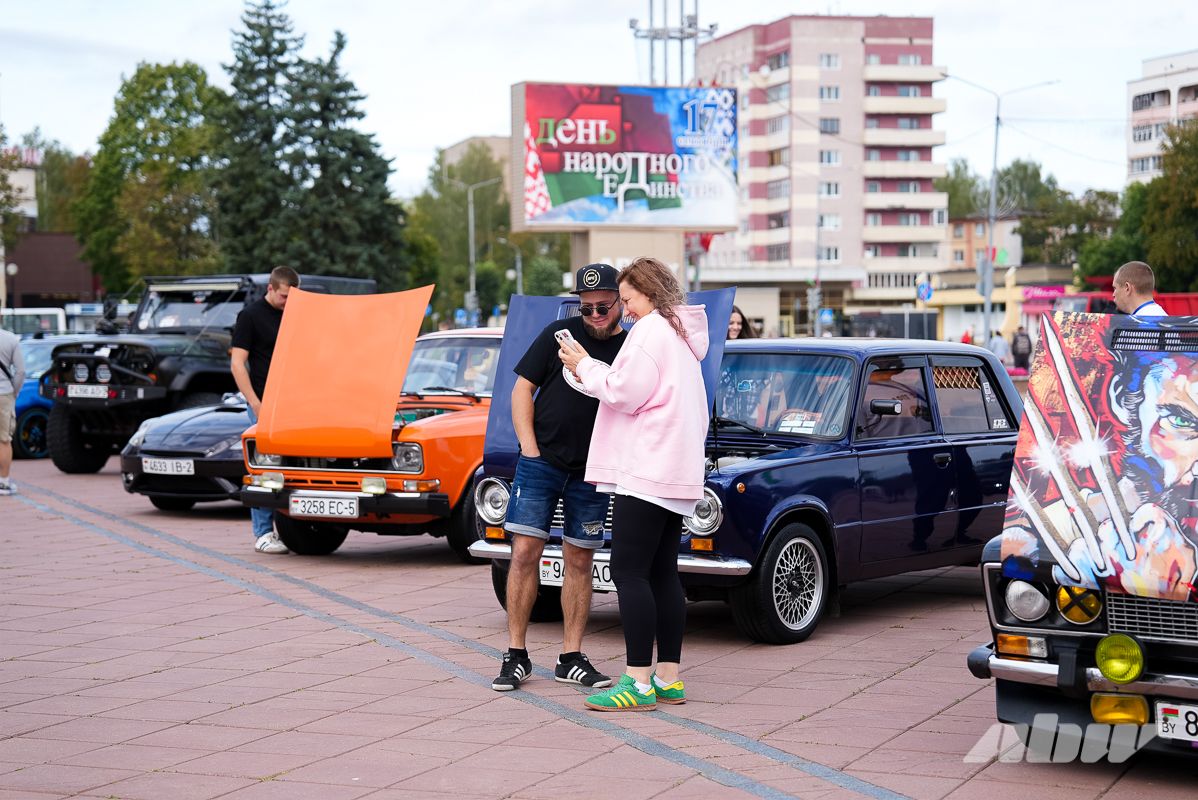 Монстр-трак Audi 100, Mosvagen и «Волга»-кабриолет: чем запомнился «Авто Тюнинг Батл» в Новополоцке