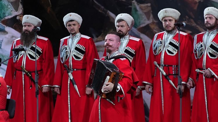 «Русь от края до края!» — Кубанский хор покорил пятитысячный зал Кремля