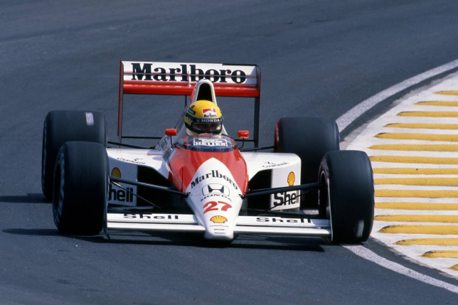 Айртон Сенна за рулём McLaren MP4/5B на Гран При Бразилии, 1990 год,фото XPB