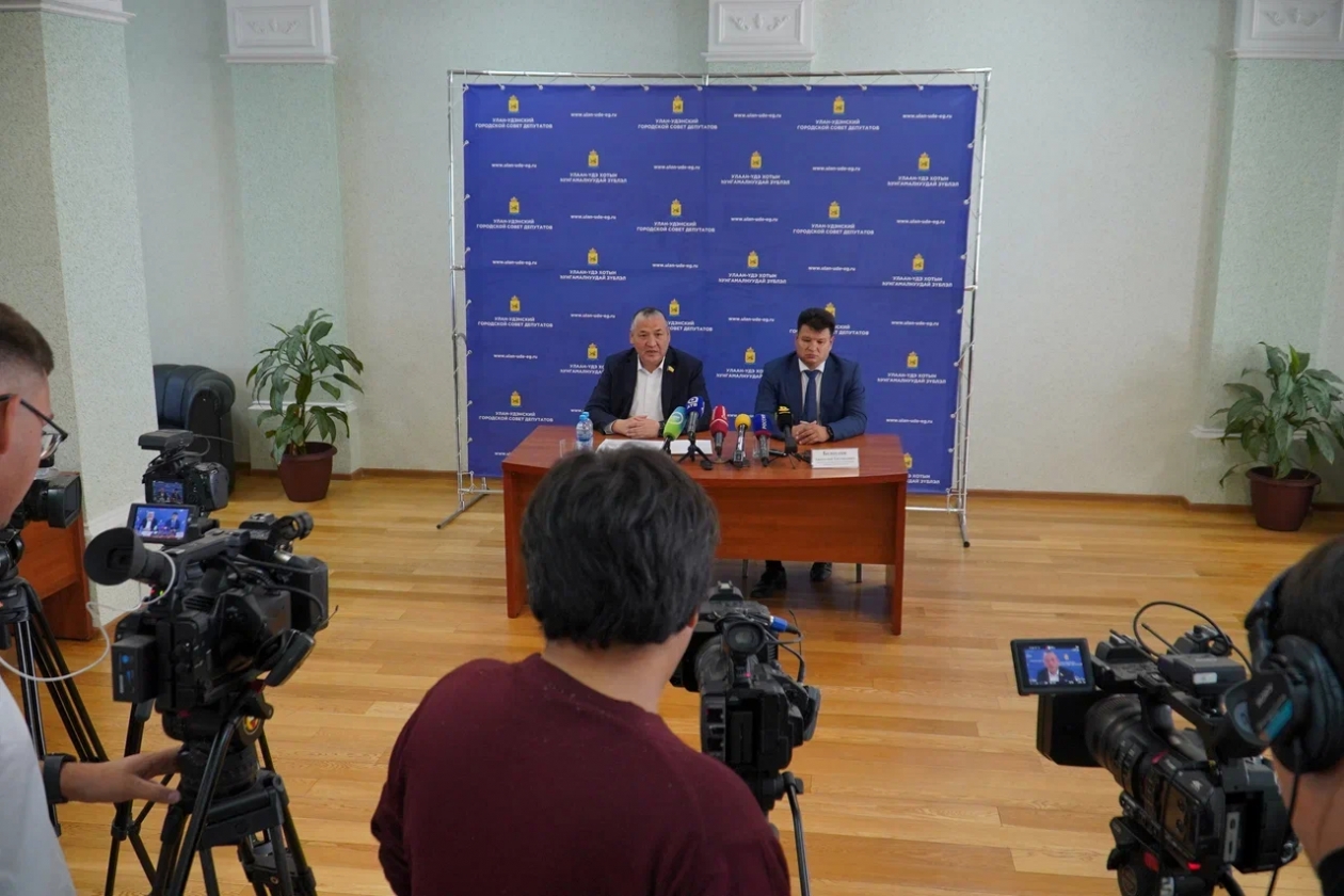На пресс-конференции Чимит Бальжинимаев рассказал об изменениях в Горсовете