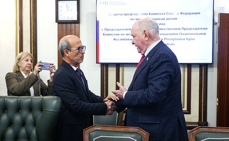 Встреча председателя Комитета Совета Федерации по международным делам Григория Карасина с Председателем Парламента стран Латинской Америки и Карибского бассейна Роландо Мигелем Гонсалесом Патрисио